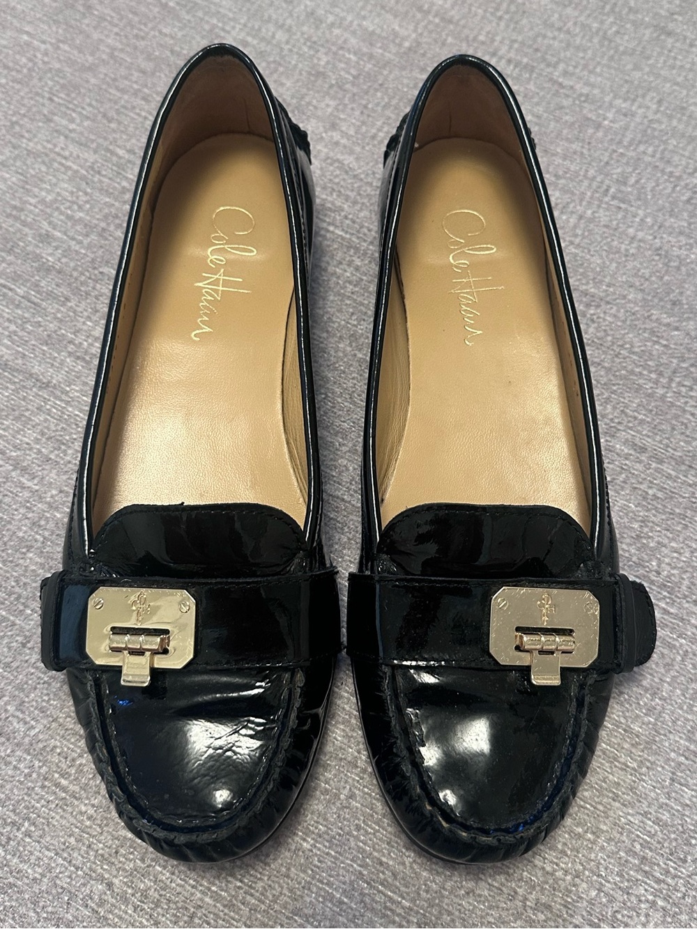 Cole Haan NikeAir Black Patent Leather Loafers with Gold Accent 8 Women’s
